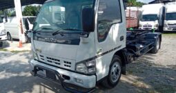 2014 Isuzu NPR71UPHT AMROLL 14′