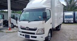 2016/17 Hino WU720R Aluminium Box 16’11