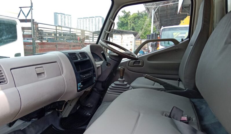 2013 Hino WU302R (UBS) Alu Box 13′ (1 LHS Door) full