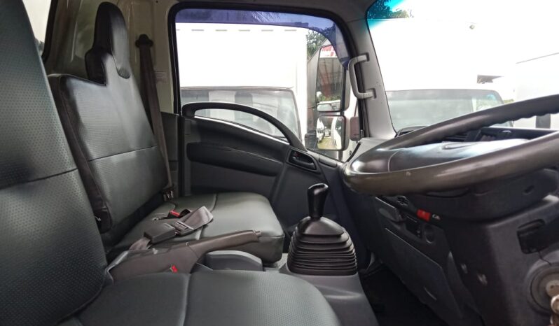 2018 Isuzu NPR81UKH FREEZER BOX 16′ (1 LHS Door) full