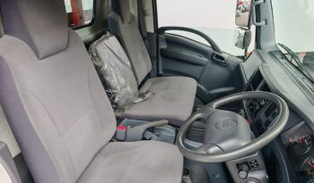 2016 Isuzu NPR75UKH Kargo Am 16’7 Tiptop Condition full