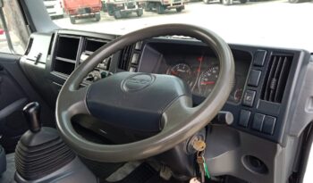 2015 Isuzu NLR55UEE Aluminium Box 10′ full
