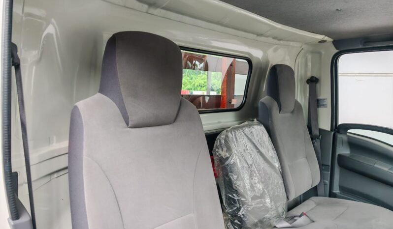 2016 Isuzu NPR75UKH Kargo Am 16’7 Tiptop Condition full