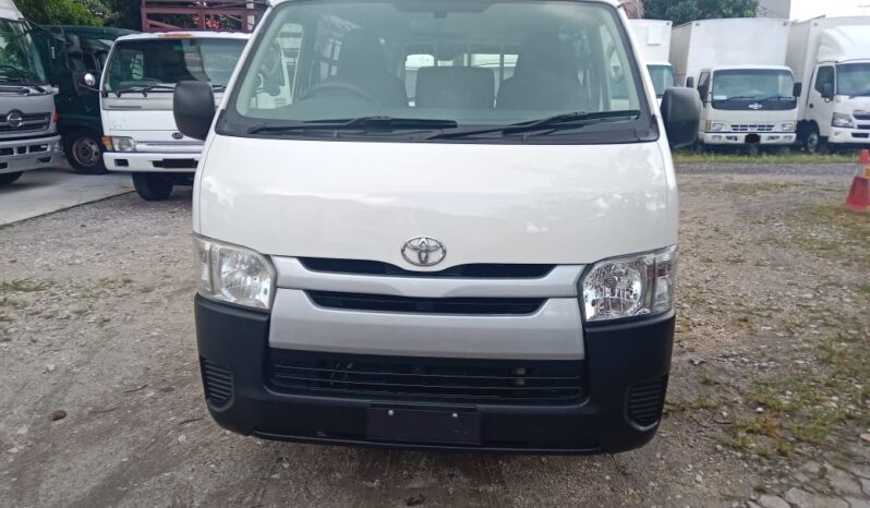 2015 Toyota Hiace Panel Van 2.5 (D) full