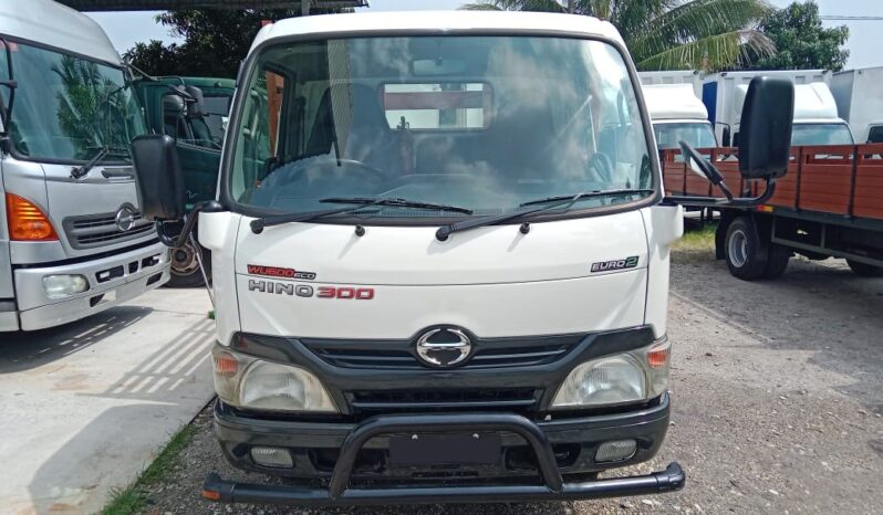 2013 HINO WU600R Kargo Am 10’4 full