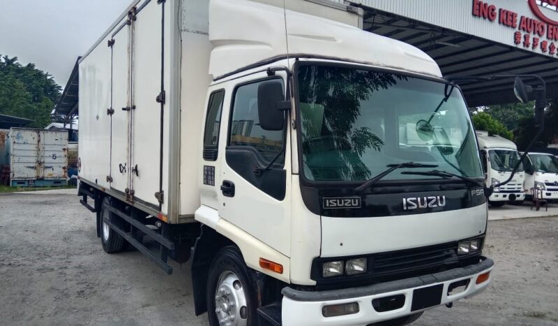 2014/15 Isuzu FSR33H Fiber Box 20’4 (2 RHS Door & 2 LHS Door) Sell As Condition full