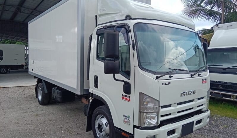 2018 Isuzu NPR81UKH FREEZER BOX 16′ (1 LHS Door) full