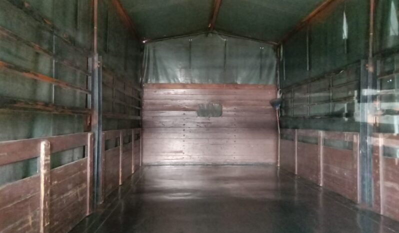 2009 Nissan UD YU41T5 KARGO AM 16’3 Sell As Condition full