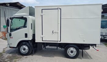 2015 Isuzu NLR55UEE Aluminium Box 10′ full