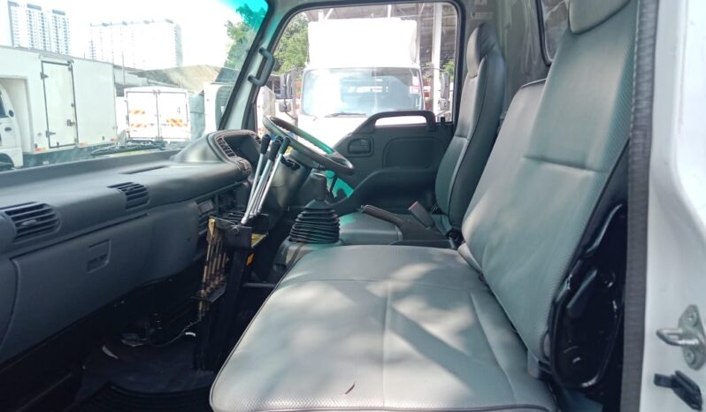 2014 Isuzu NPR71UPHT AMROLL 14′ full