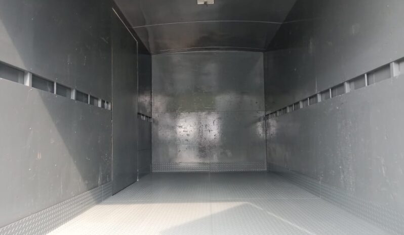 2016/17 Hino WU720R Aluminium Box 16’11 full