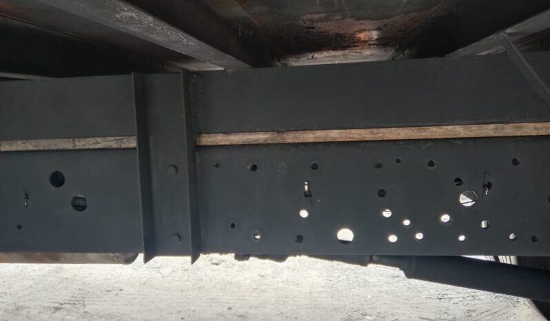 2014/15 Isuzu FSR33H Fiber Box 20’4 (2 RHS Door & 2 LHS Door) Sell As Condition full