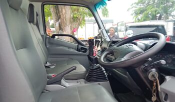 2012 Hino WU710R Amroll 12′ full