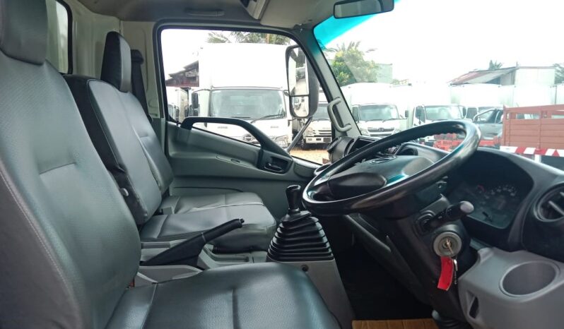 2017/18 HINO XZU710R (UBS) | CURTAIN SIDER BOX 21’7″ full