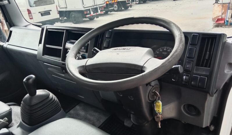 🚚 2019 ISUZU NPR81UKH | KARGO AM 16’6″ | 5 STEEL RAILINGS full