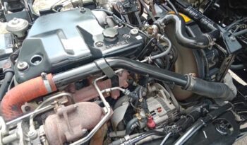 2016 Isuzu NLR55UEE Aluminium Box 10′ full