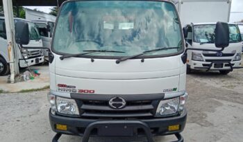 2013/14 Hino WU302R KARGO AM 10’4 full