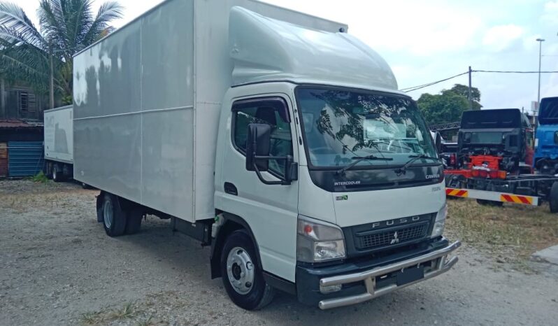 2015/16 MITSUBISHI FUSO FE83PG | ALUMINUM BOX 16’8″ full