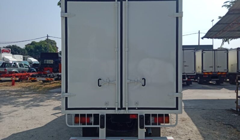 🚚 2020 HINO XZU600R | ALUMINUM BOX 10’4″ | LOW MILEAGE 36K KM full