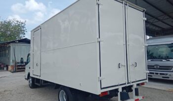 2015/16 MITSUBISHI FUSO FE83PG | ALUMINUM BOX 16’8″ full