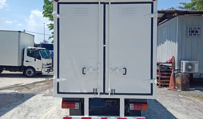 2014 Hino WU640R Aluminium Box 13’2 full
