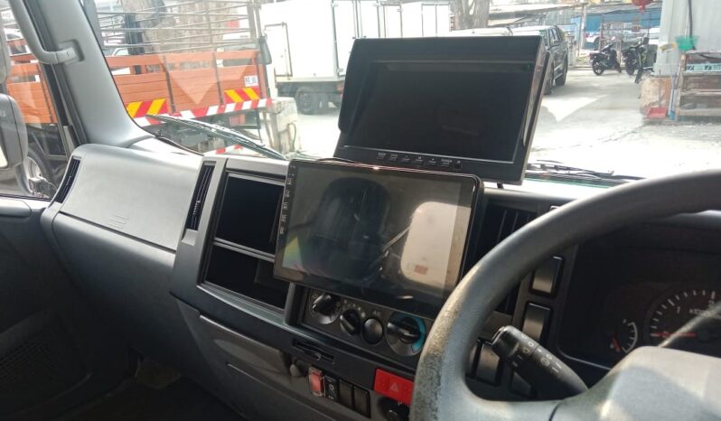 2021/22 ISUZU NPR75UKLN AUTO | FIBER BOX 16’8″ | 8 DOORS | TIPTOP CONDITION full