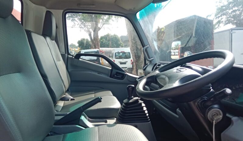 2012 HINO WU720R KARGO AM 16’10” full