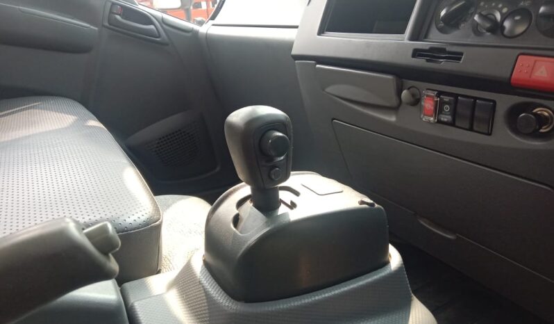 2021/22 ISUZU NPR75UKLN AUTO | FIBER BOX 16’8″ | 8 DOORS | TIPTOP CONDITION full