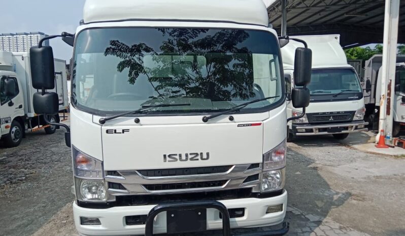 🚚 2019 ISUZU NPR81UKH | FREEZER BOX 16’1″ + TAIL LIFT | 1 LHS DOOR full