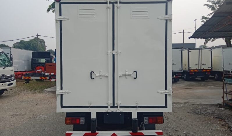 🚚 2012 HINO WU600 | ALU BOX 10’7″ | 2 RHS + 2 LHS DOORS full