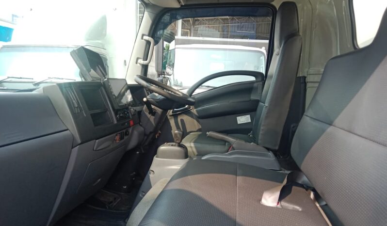 2021/22 ISUZU NPR75UKLN AUTO | FIBER BOX 16’8″ | 8 DOORS | TIPTOP CONDITION full