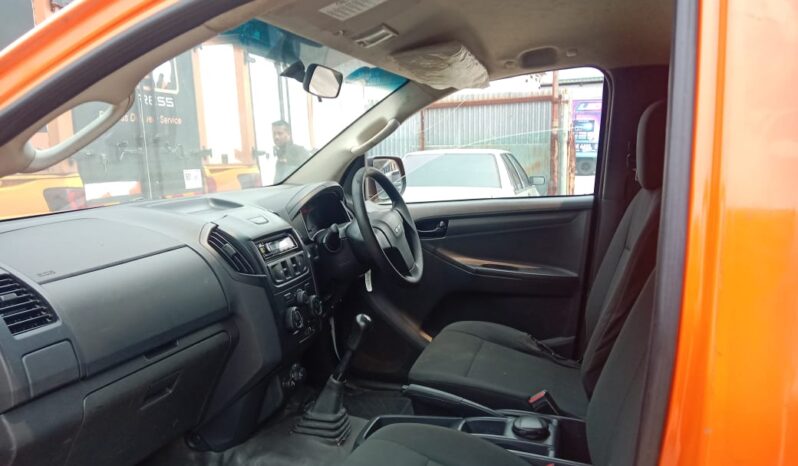2019 Isuzu D-MAX 1.9 SINGLE CAB Fiber Box – SELL AS CONDITION full