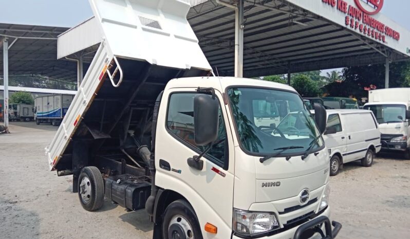 🚚 2021 HINO XZU600R CARGO STEEL TIPPER 10’4″ | TIPTOP full