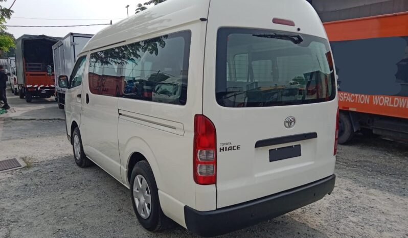 🚐 2016/17 TOYOTA HIACE WINDOW VAN 2.5(D) | 10 SEATER full