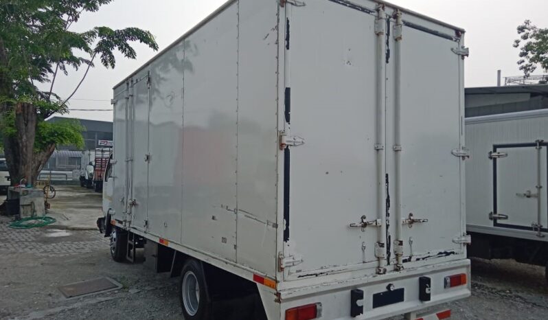 🚚 2011 NISSAN UD YU41T5 | ALUMINUM BOX 16’1″ full