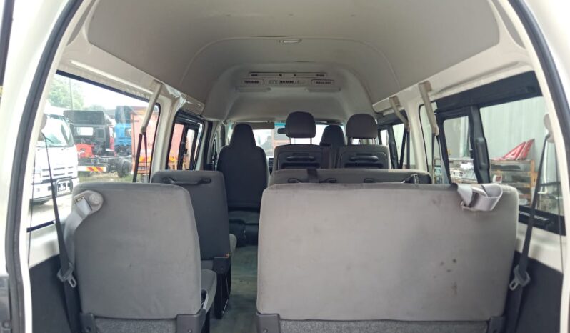 🚐 2016/17 TOYOTA HIACE WINDOW VAN 2.5(D) | 10 SEATER full